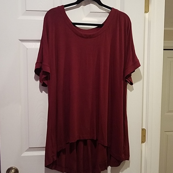 Ava & Viv Tops - Maroon hi low tee